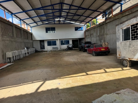 Bodega en Barrio Chino, mercado de Bazurto